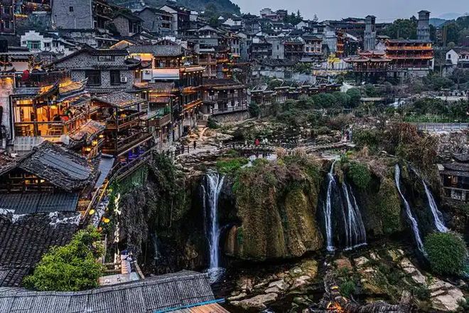 种深度主题游玩法解锁湘西隐藏体验冰球突破游戏张家界不止看山！3(图4)