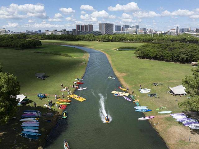 片揭露露营热退潮后藏着残酷真相冰球突破上帝视角惊爆！数万张照(图2)